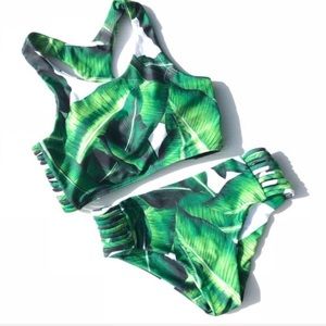 ROMWE Swim - NWOT Green Leaf Print Cutout Racer Back Tankini ROMWE Swim - NWOT Green Leaf Print Cutout Racer Back Tankini